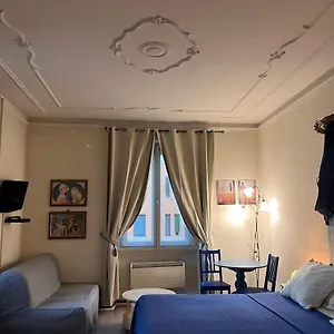 Dolcevirginia Řím